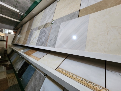 Showroom gạch men giá rẻ Gia Nghĩa